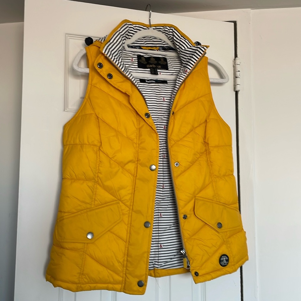 Barbour Women’s Vest! Size US 8, barely worn. Yellow puffer vest